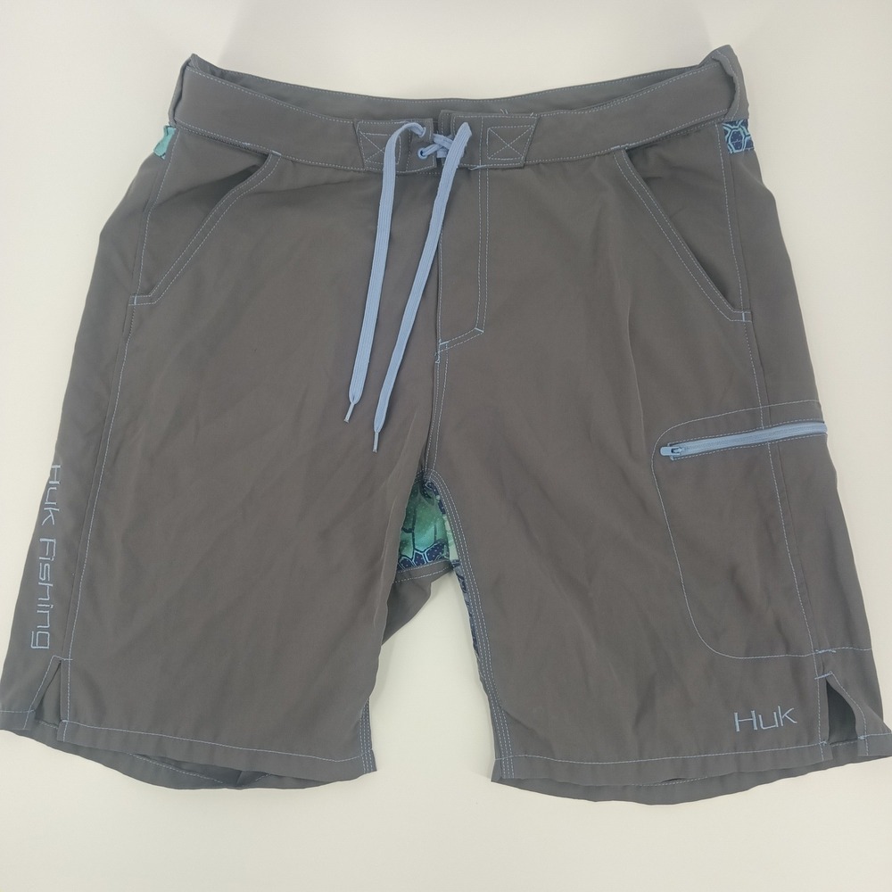 Huk Performance Fishing Shorts Mens XL Gray Blue Scales Board Shorts Zippered
